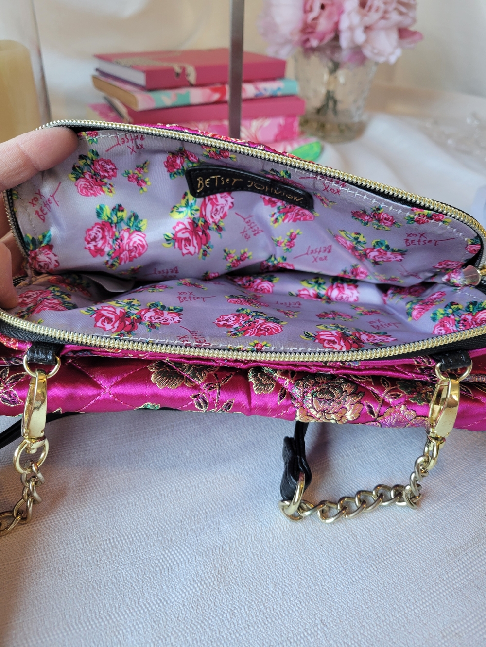 Betsey Johnson Sateen Oriental Print Clutch with Gold Chain - Picture 2 of 2